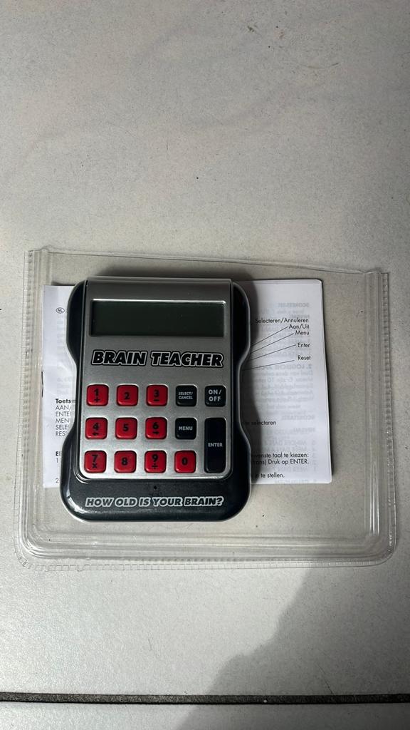 Brain Teacher - breinpuzzels, Ophalen of Verzenden, Zo goed als nieuw, Overige typen