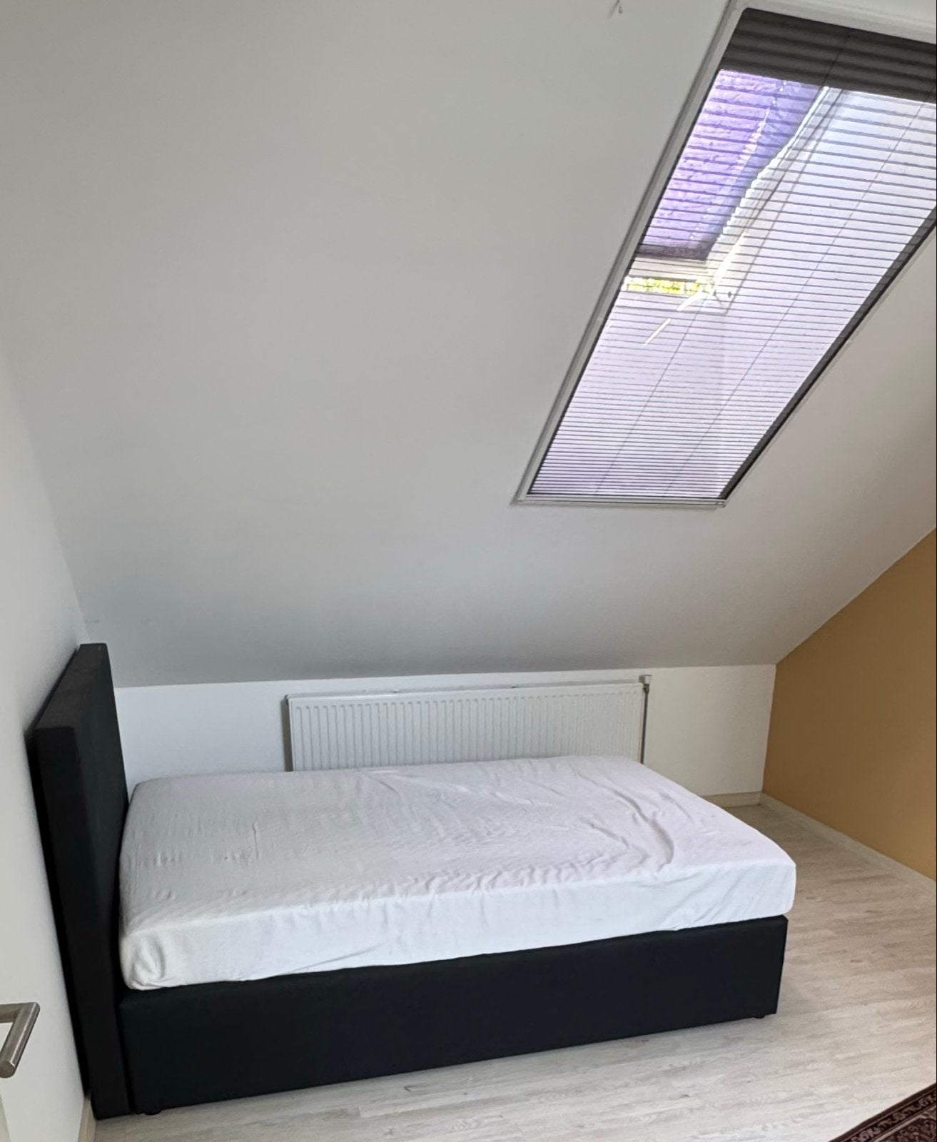 Zo goed als nieuw tweepersoonsbed met matras, Ophalen, Zwart, Tweepersoons, 140 cm