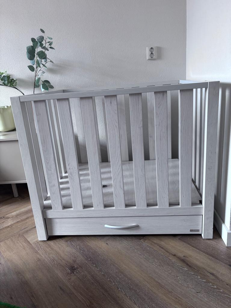 TWF babybox met lade - L100 x B80 x H86 cm, Ophalen, Gebruikt, Overige typen