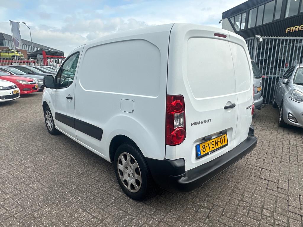 Peugeot Partner Gereserveerd!, Auto's, Voorwielaandrijving, Euro 5, Gebruikt, 1295 kg