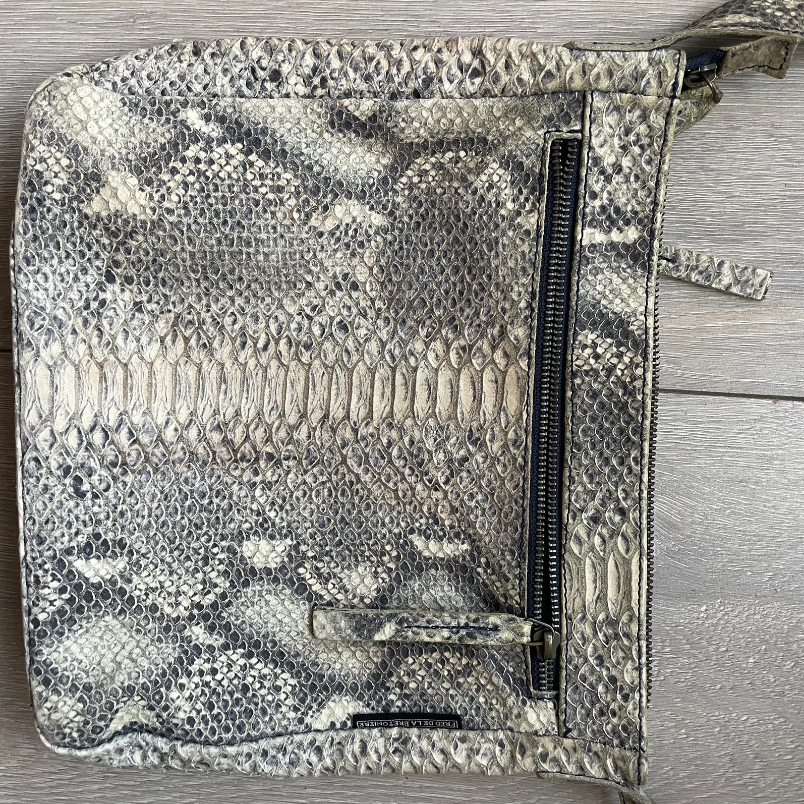 Te koop: leren tas, Fred de la Bretoniere, zgan, Ophalen of Verzenden, Zo goed als nieuw, Bruin, Schoudertasje