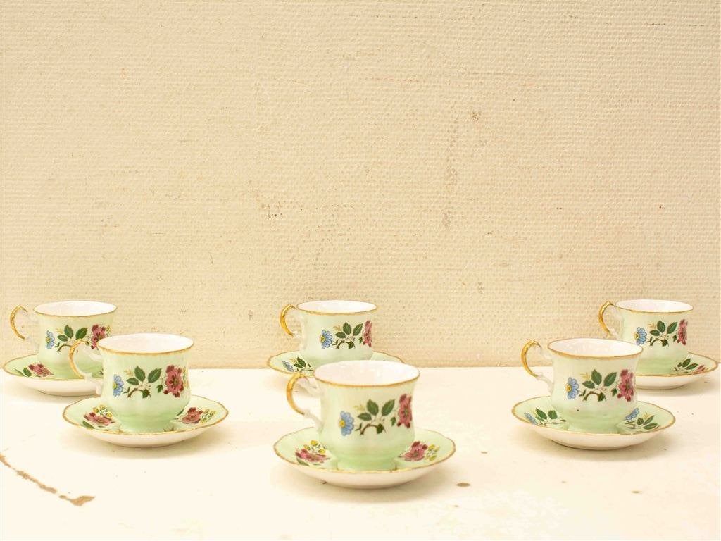 12 Royal Adderley porseleinen kop en schotel 38460, Huis en Inrichting, Keuken | Servies, Gebruikt, Ophalen of Verzenden, Bord(en)