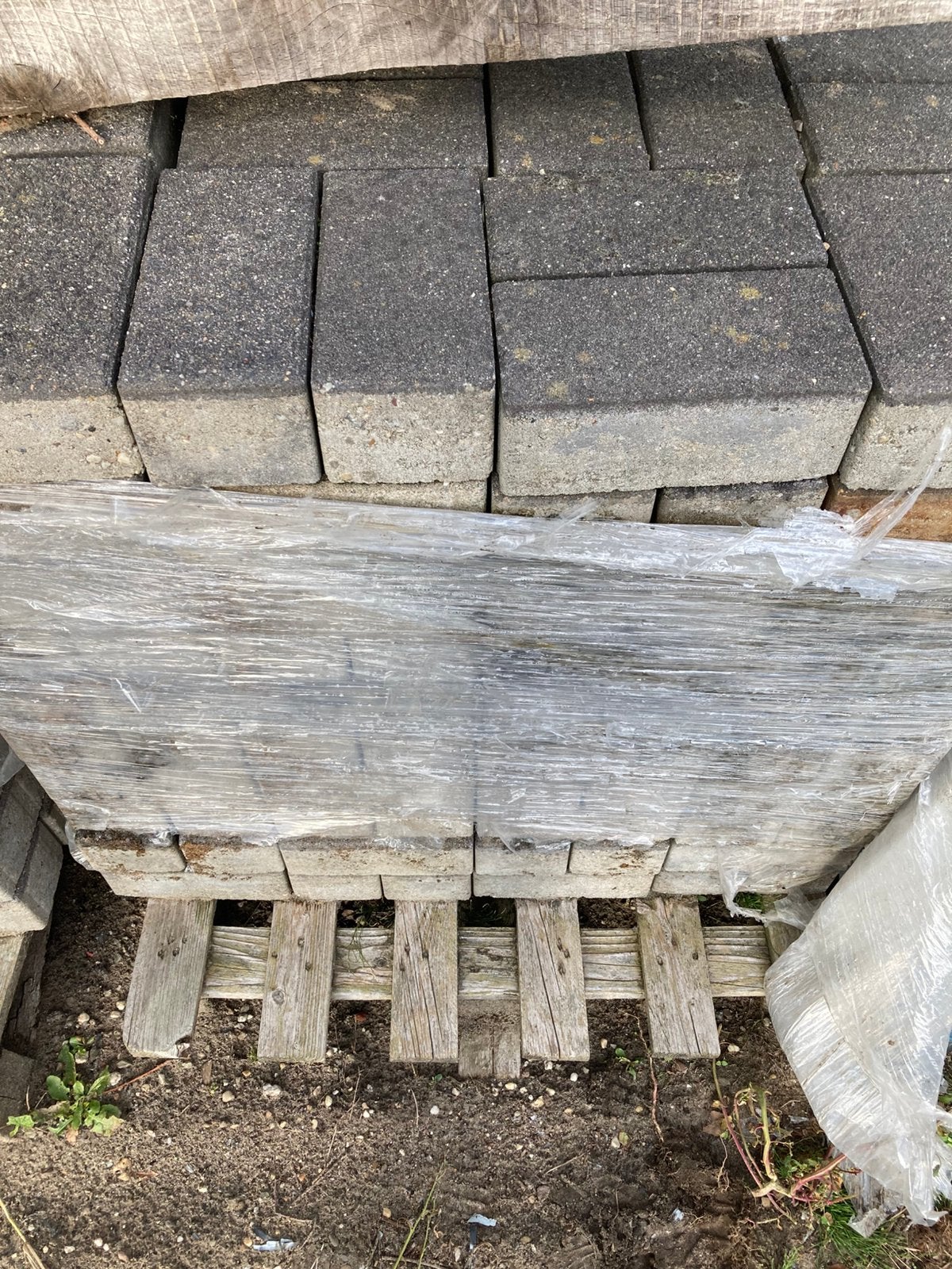 30 m2 Straatklinkers steaatstenen bkk betonklinkers, Ophalen, Klinkers, Zo goed als nieuw, 10 m² of meer