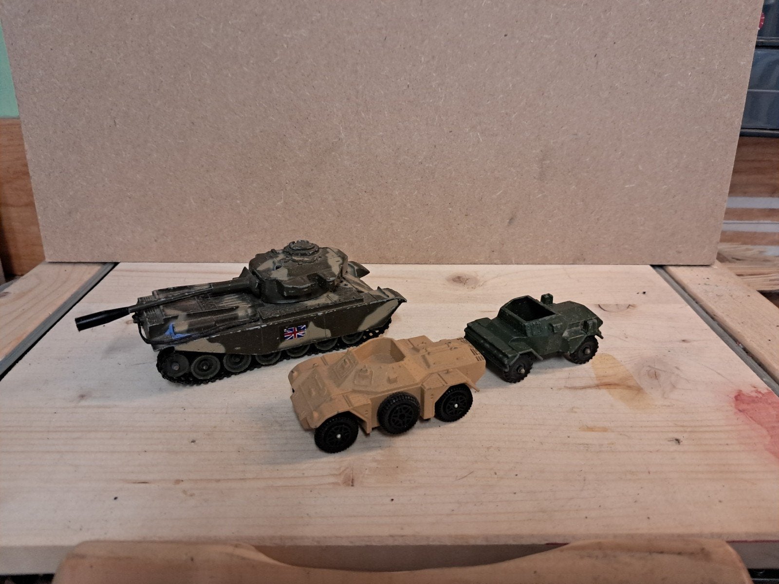 Vintage Corgi Toys Militaire Voertuigen Set, Hobby en Vrije tijd, Modelauto's | 1:43, Verzenden, Gebruikt
