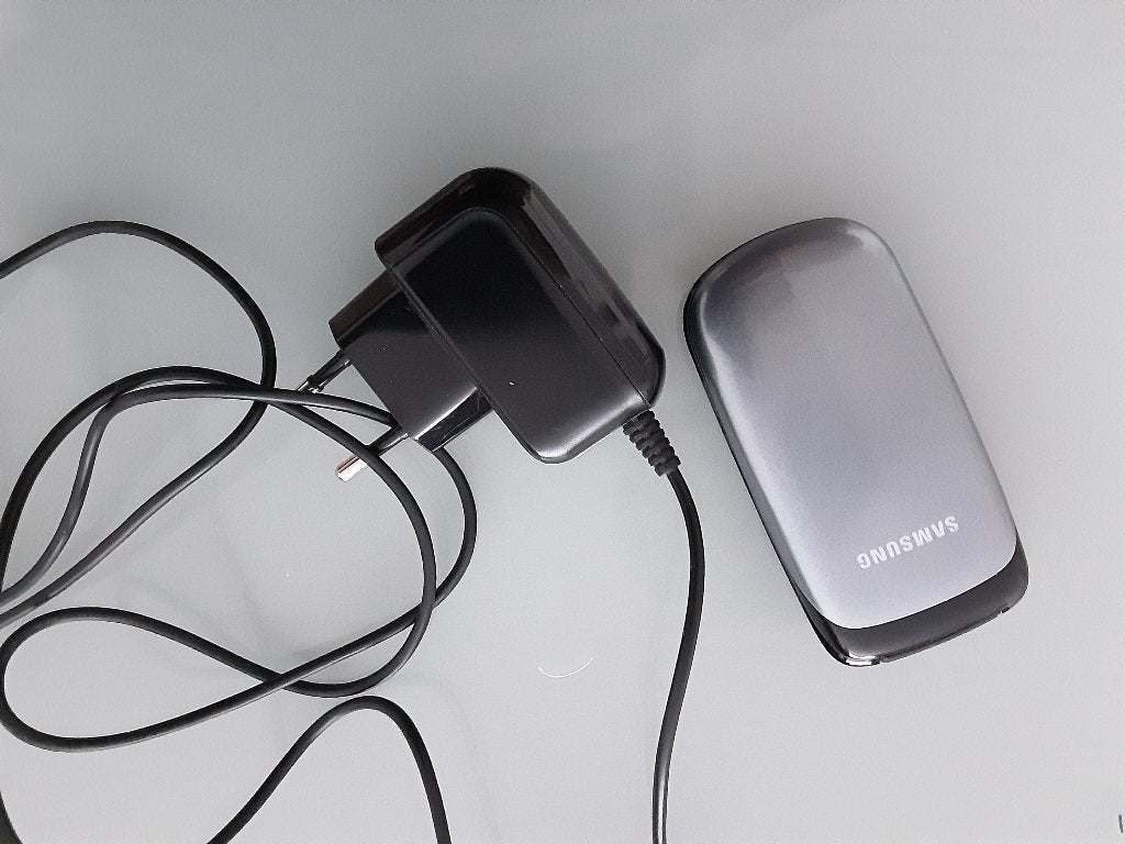 Klaptelefoon Samsung GTE, Gebruikt, Overige modellen, Zwart, Ophalen of Verzenden