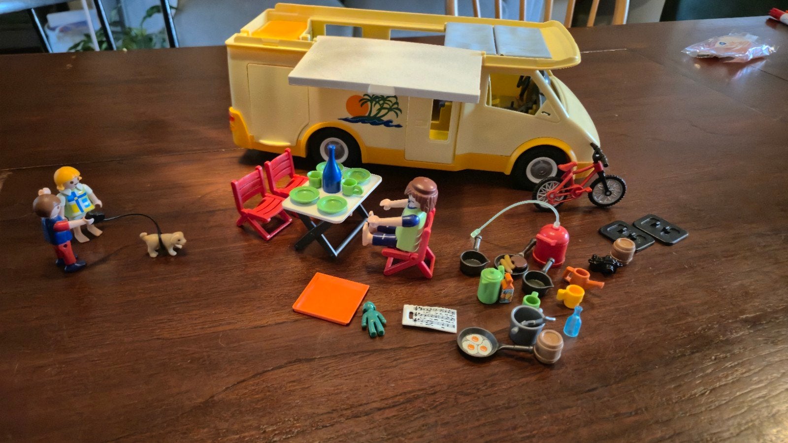 Playmobil Camper met accessoires en figuren, Ophalen of Verzenden, Gebruikt, Overige merken