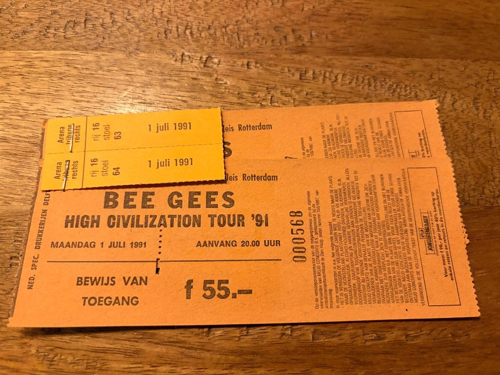 Twee concertkaartjes Bee Gees 1991, Verzamelen, Ophalen, Boek, Tijdschrift of Artikel