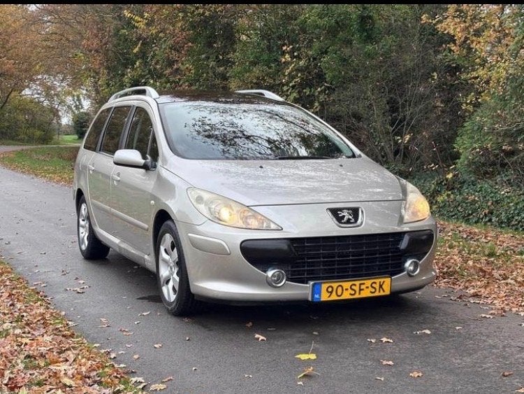 Peugeot 307 1.6 16V AUT 2006 handgas handbediening invalide, Auto's, 730 kg, 4 cilinders, 7 stoelen, Origineel Nederlands