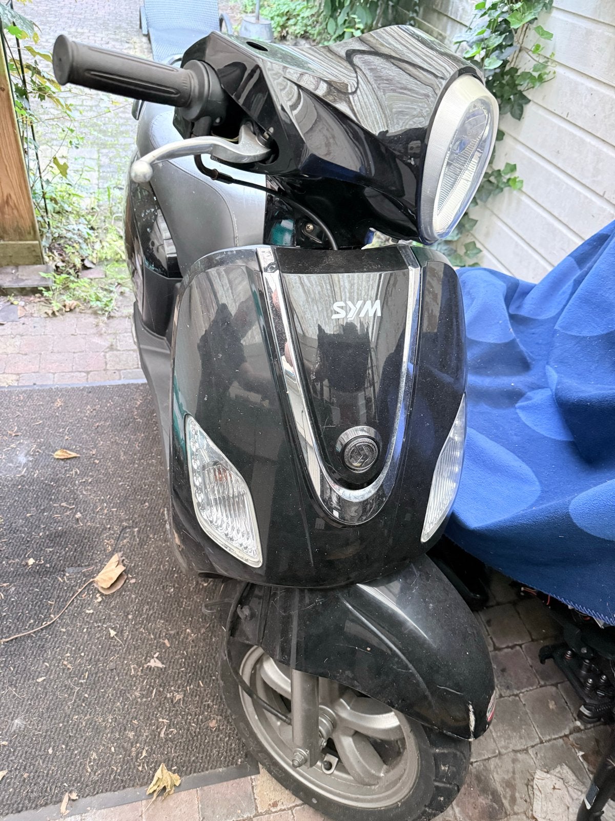 2 stuks Zwarte Sym Fiddle III Scooters, Fietsen en Brommers, Scooters | SYM, Ophalen, Gebruikt, Maximaal 45 km/u, Benzine
