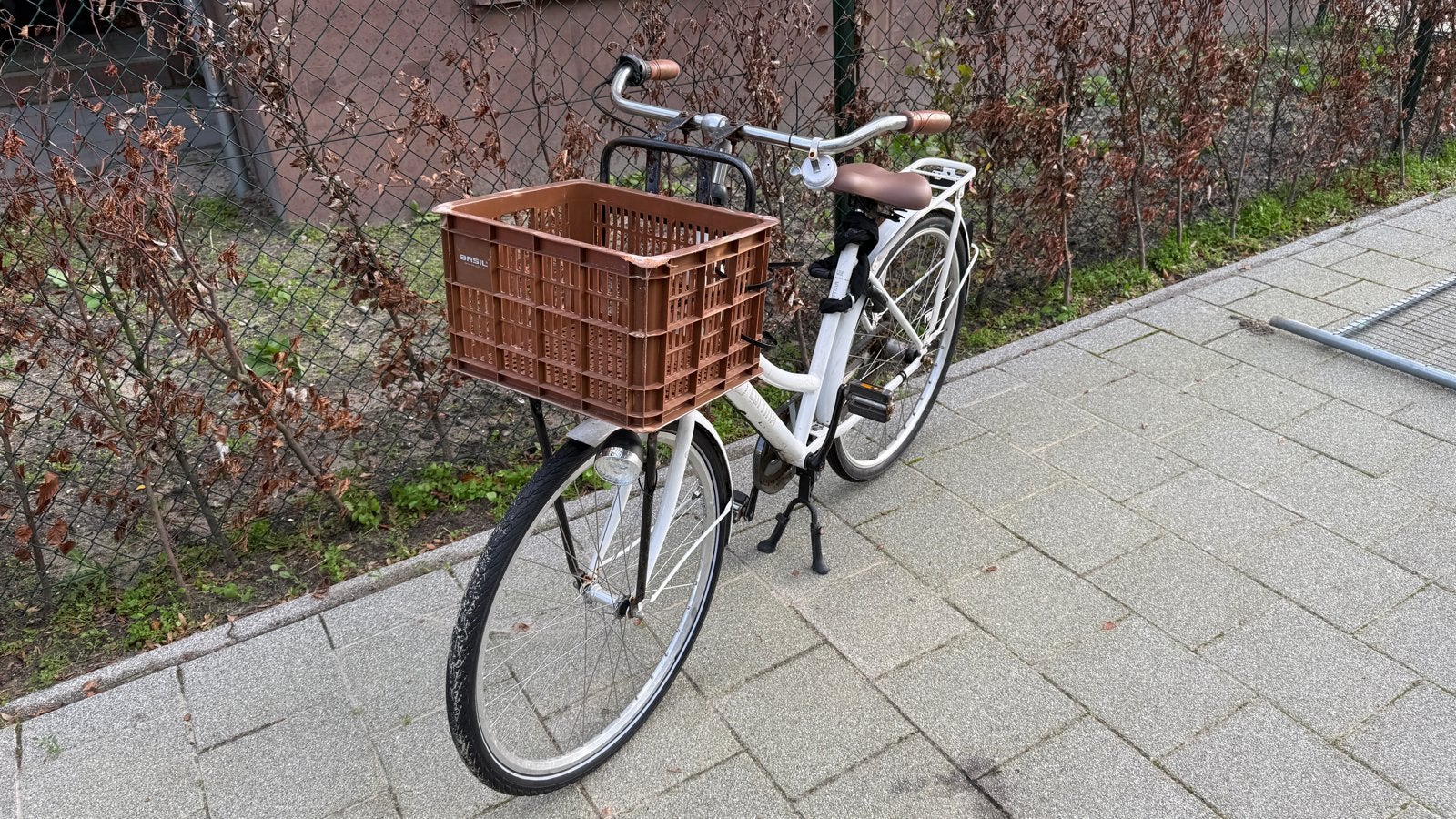 Witte Cortina damesfiets met mandje, Terugtraprem, 50 tot 53 cm, Ophalen, Overige merken