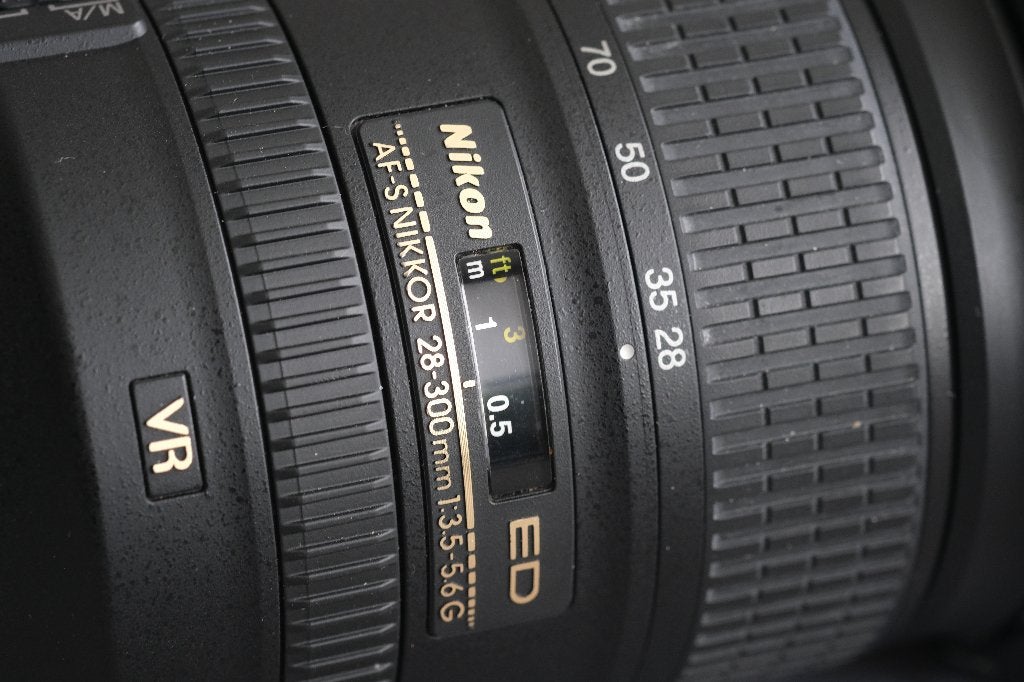 Nikon AF-S 28-300mm f/3.5-5.6G ED VR, Audio, Tv en Foto, Fotografie | Lenzen en Objectieven, Ophalen of Verzenden, Zo goed als nieuw