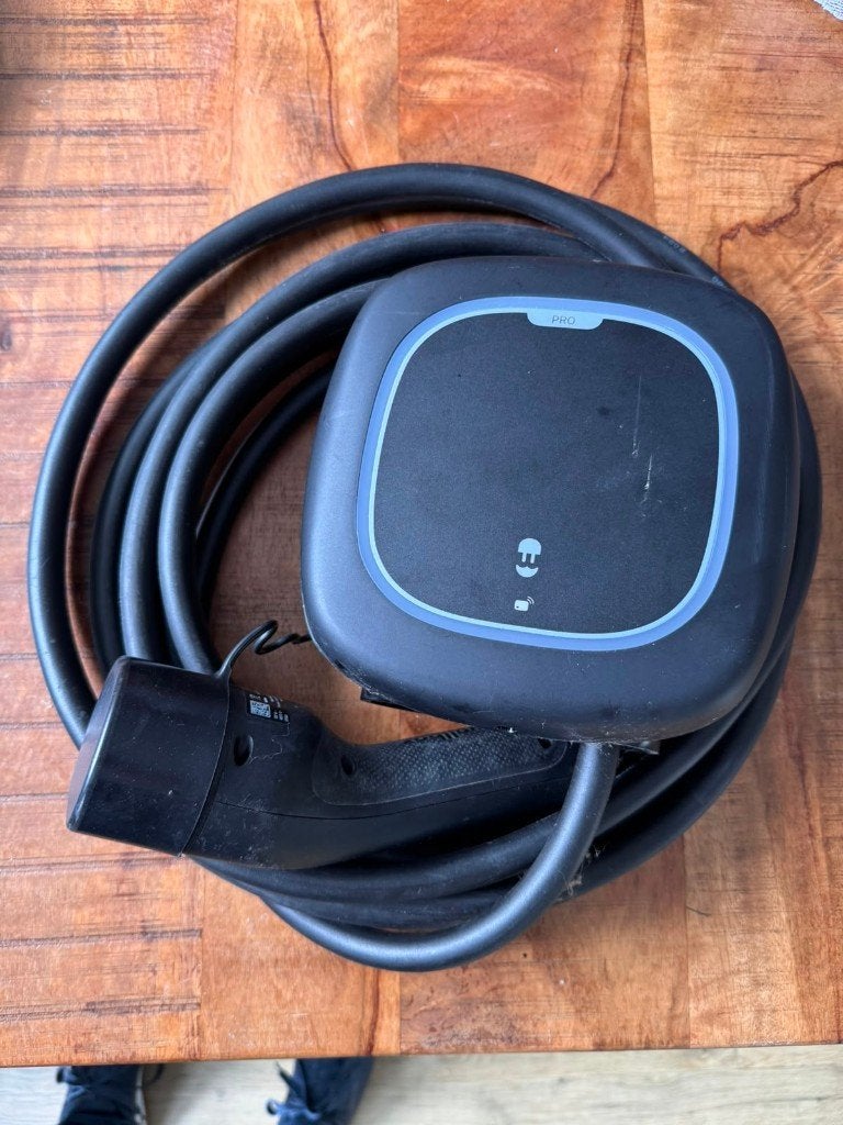 Wallbox Pulsar Pro 22kW incl. 7m vaste kabel en P1 balancer, Auto diversen, Laadpalen, Ophalen, Zo goed als nieuw, Laadpaal en Laadkabel
