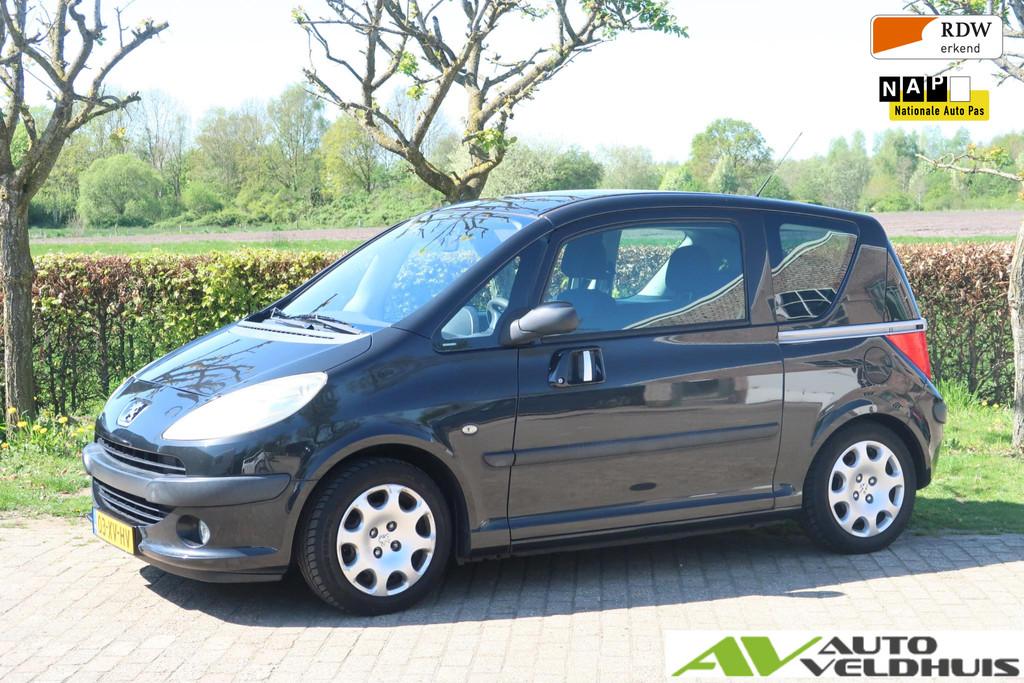 Peugeot 1007 1.4 Gentry INRUILKOOPJE NAP LAGE KM, Voorwielaandrijving, 4 cilinders, 4 stoelen, Origineel Nederlands