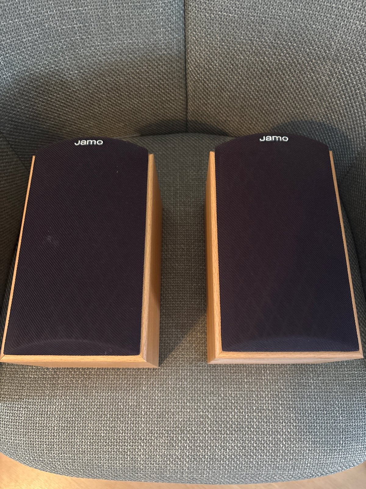 Jamo E500 Boekenplank Speakers - Compact en Krachtig Geluid, Audio, Tv en Foto, Gebruikt, Ophalen of Verzenden, 60 tot 120 watt
