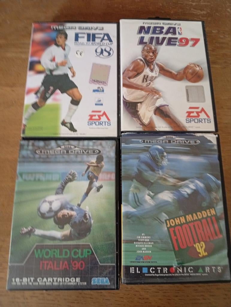 Sega Mega Drive Sport Games - FIFA, NBA, World Cup, Madden, Spelcomputers en Games, Gebruikt, 2 spelers, Eén computer, Ophalen of Verzenden