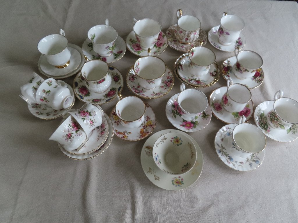 Royal Albert, Antiek en Kunst, Ophalen of Verzenden