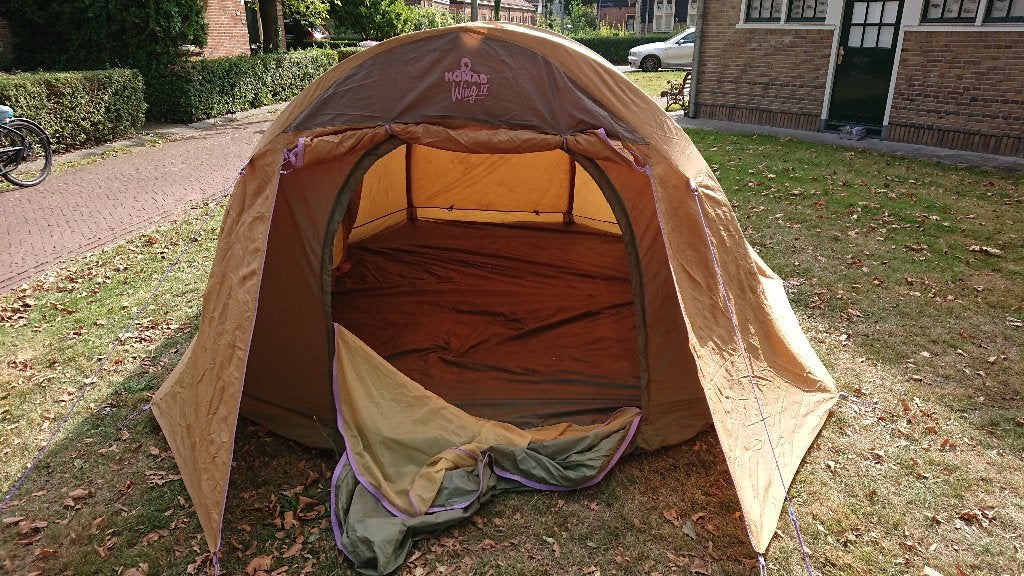 momad wing 4, Caravans en Kamperen, Tenten, Ophalen, Gebruikt, Tot en met 4