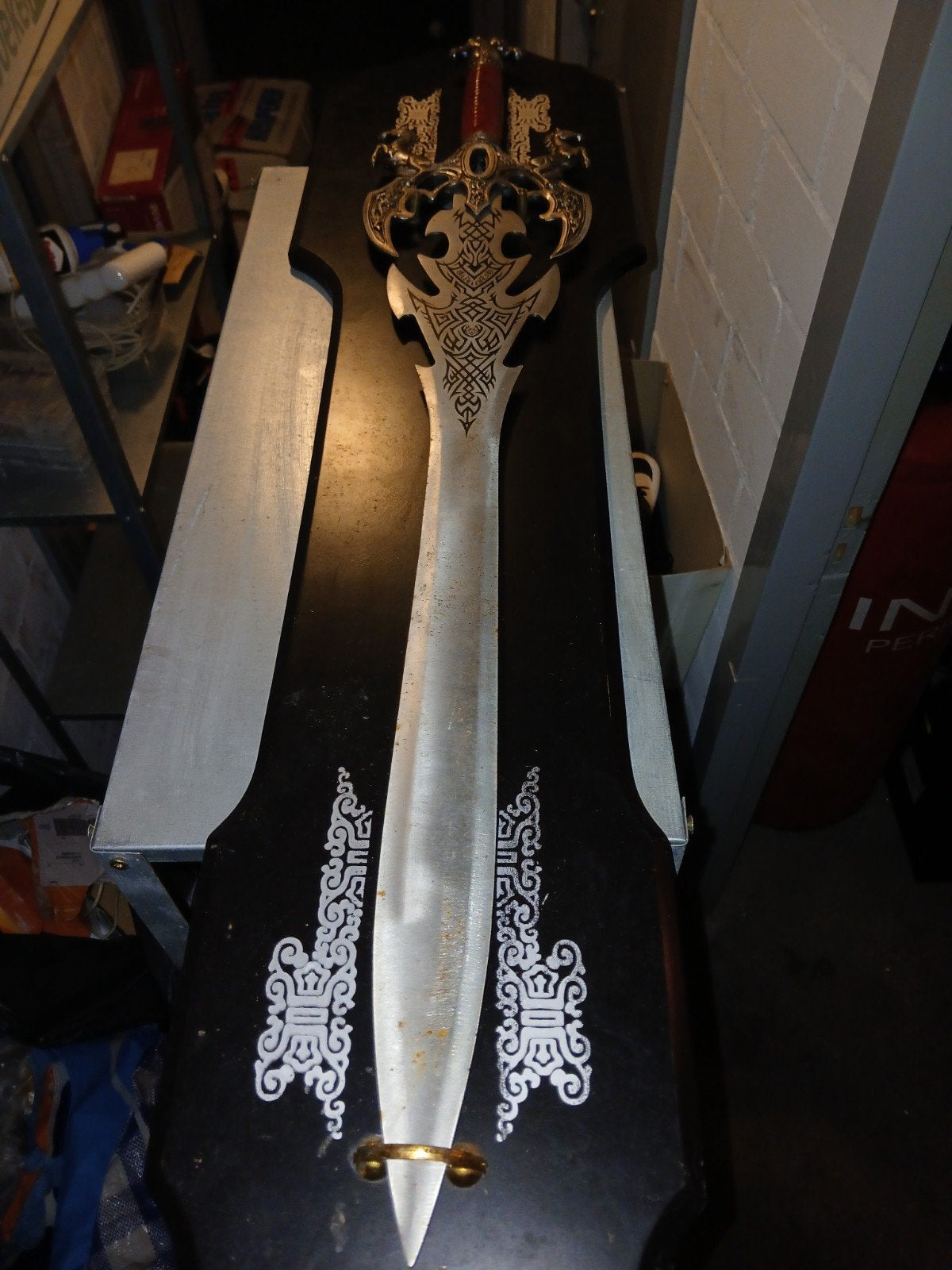 Decoratief Zwaard met Wandhouder - Fantasie Stijl, Ophalen, Overige soorten, Overige gebieden, Zwaard of Sabel