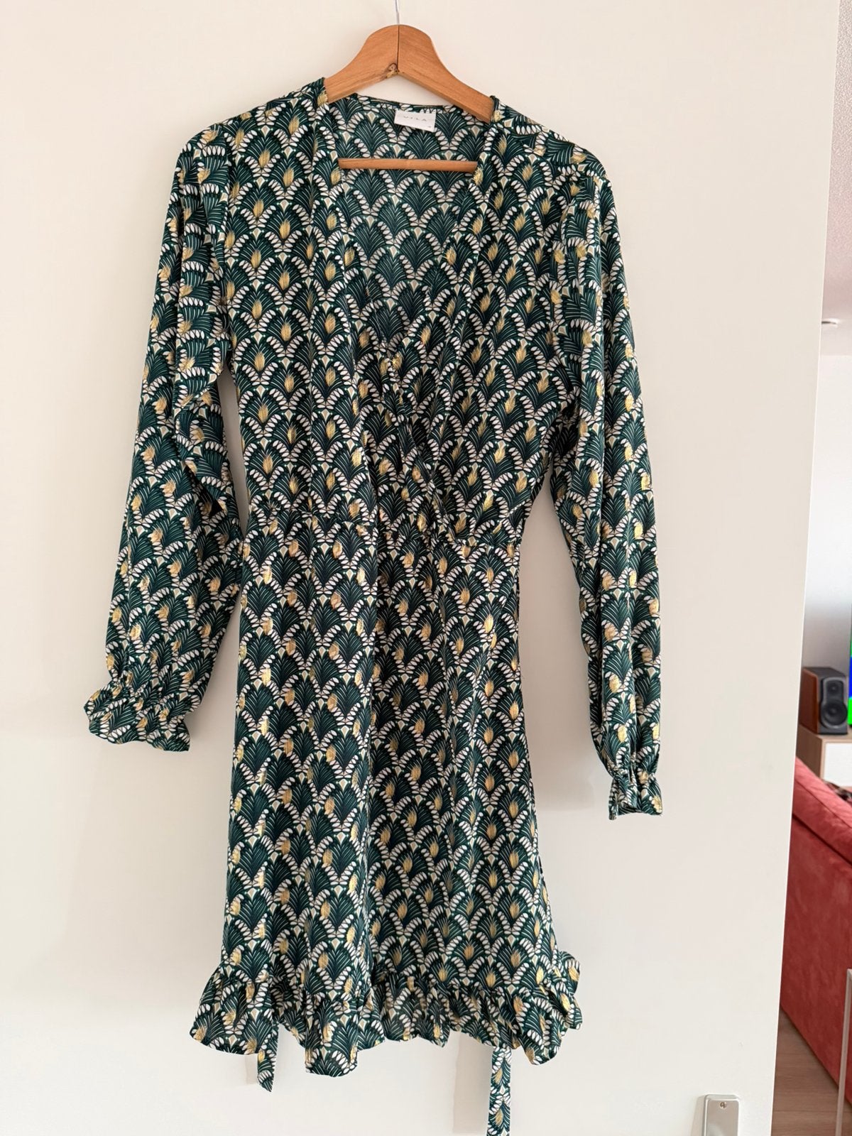VILA overslagjurk met print – maat 38 – zeer goede staat, Kleding | Dames, Ophalen of Verzenden, Zo goed als nieuw, Maat 38/40 (M)
