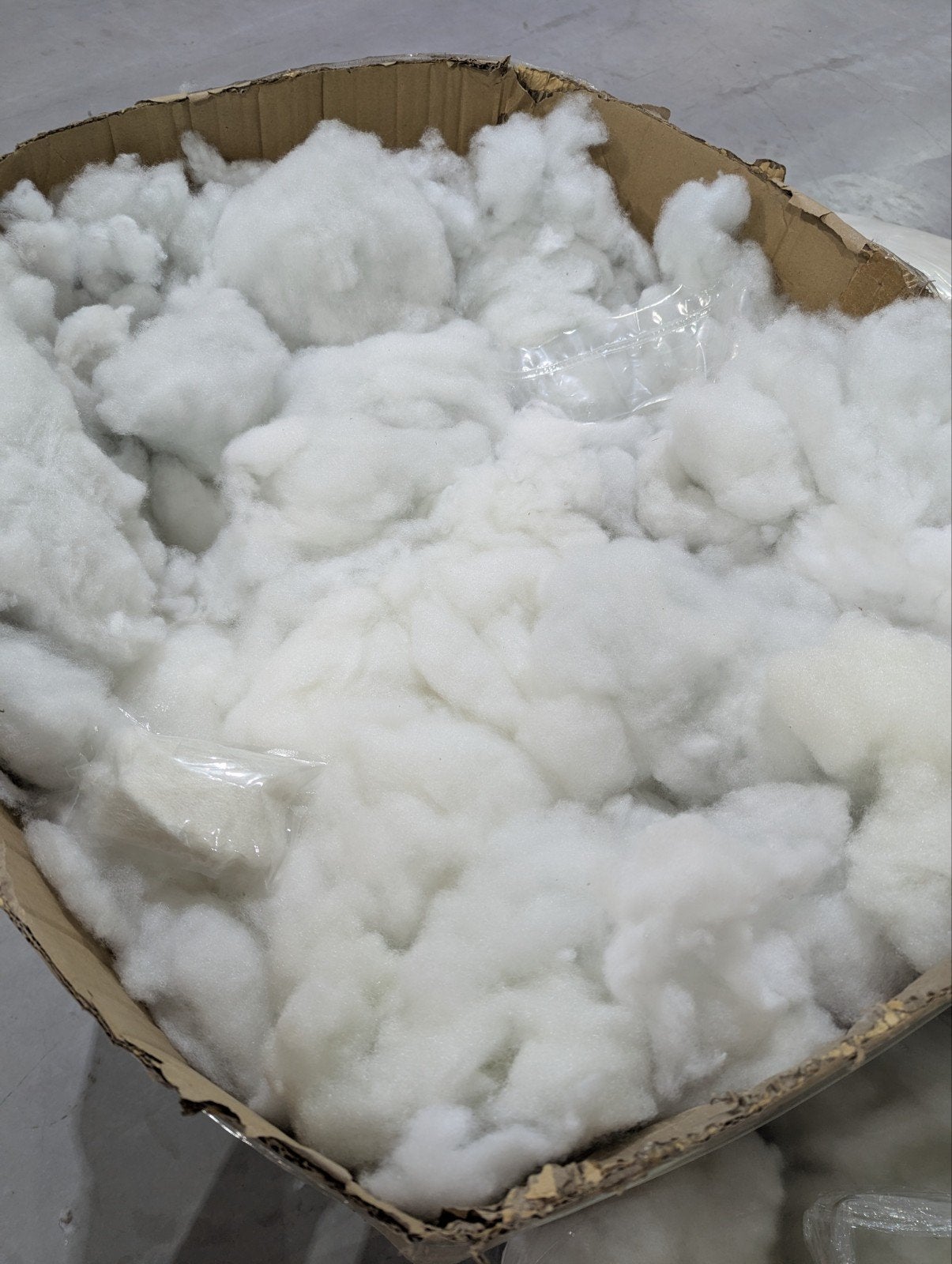3 kg vulmateriaal voor haak- en breiprojecten, Ophalen of Verzenden, Nieuw, Breien of Haken, Overige typen