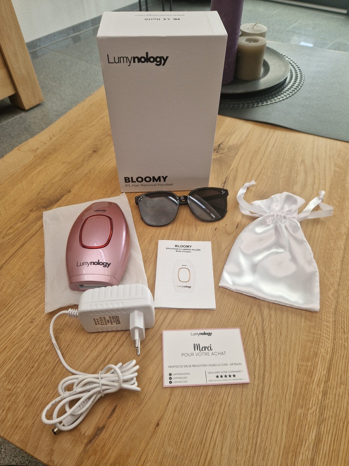Nieuw Lumynology Bloomy IPL Laser Ontharingsapparaat, Ophalen of Verzenden, Nieuw, Overige typen