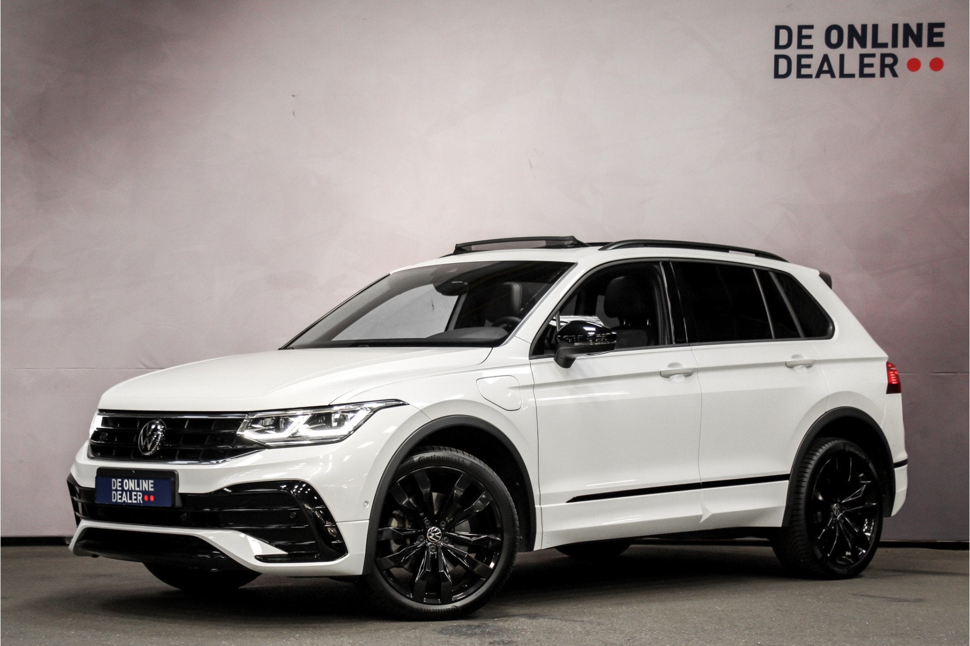 Volkswagen Tiguan 1.4 TSI eHybrid R-Line Black Style |Pano|3, Auto's, Euro 6, Wit, Hybride Elektrisch/Benzine, SUV of Terreinwagen