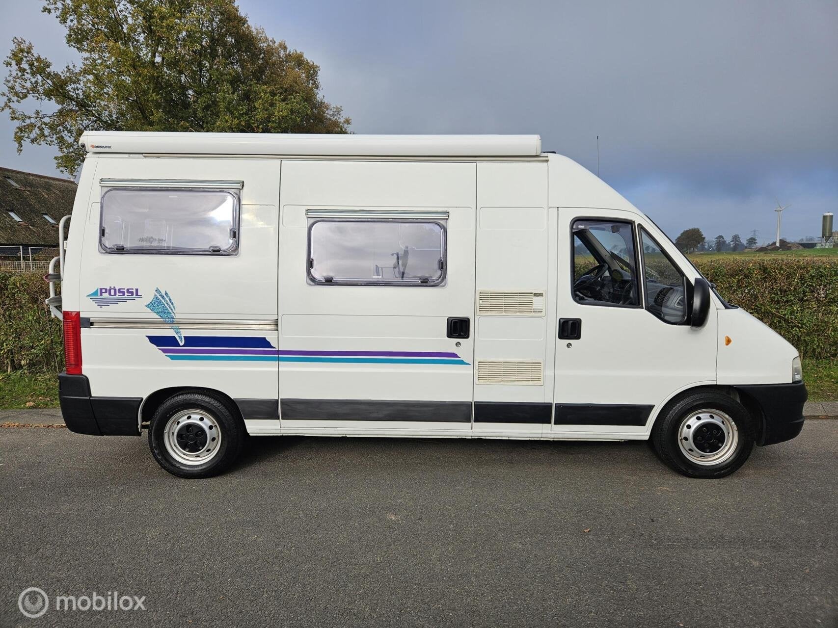 Possl 2 Win buscamper 2.8JTD ☆Draaistoelen-Vast bed-128pk, Buscamper of Camperbus, Bedrijf, Koelkast, 5 tot 6 meter