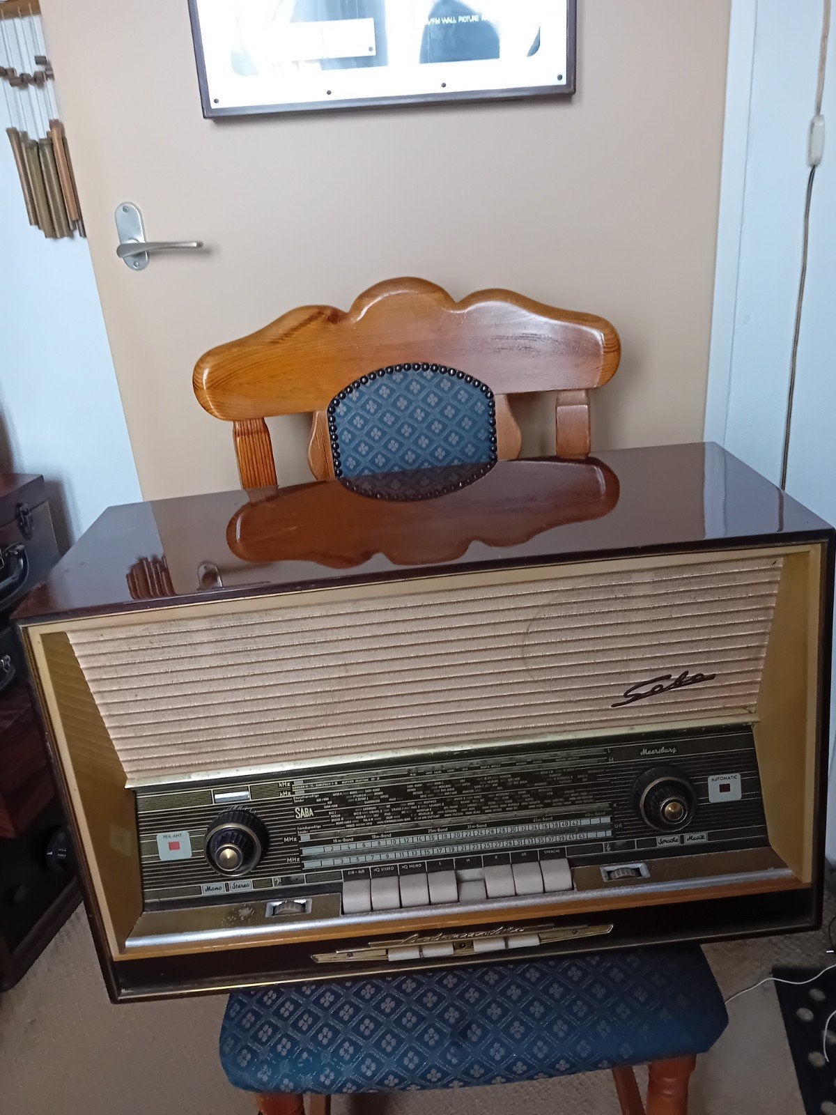 Saba radio met motorafstemming, Ophalen