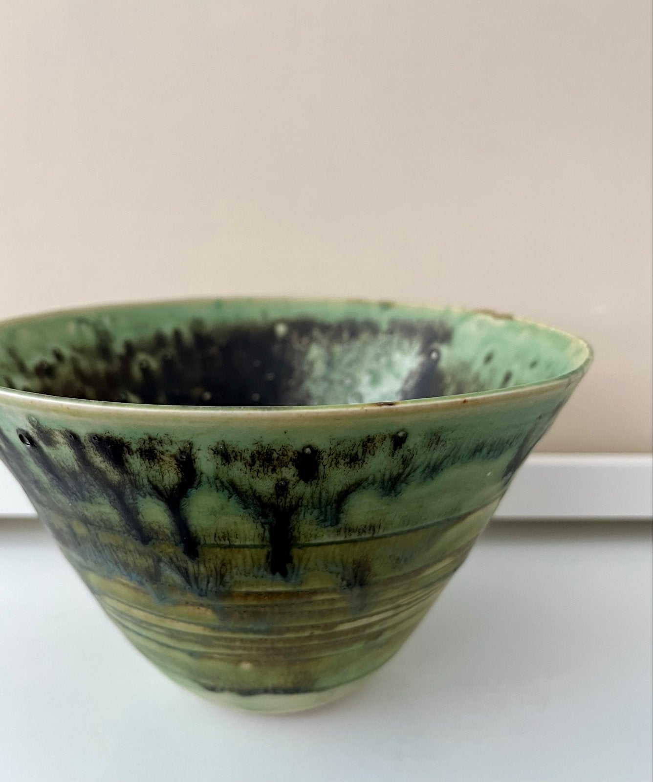 Unieke handgemaakte keramische kom - Groen/Zwart, Antiek en Kunst, Ophalen of Verzenden