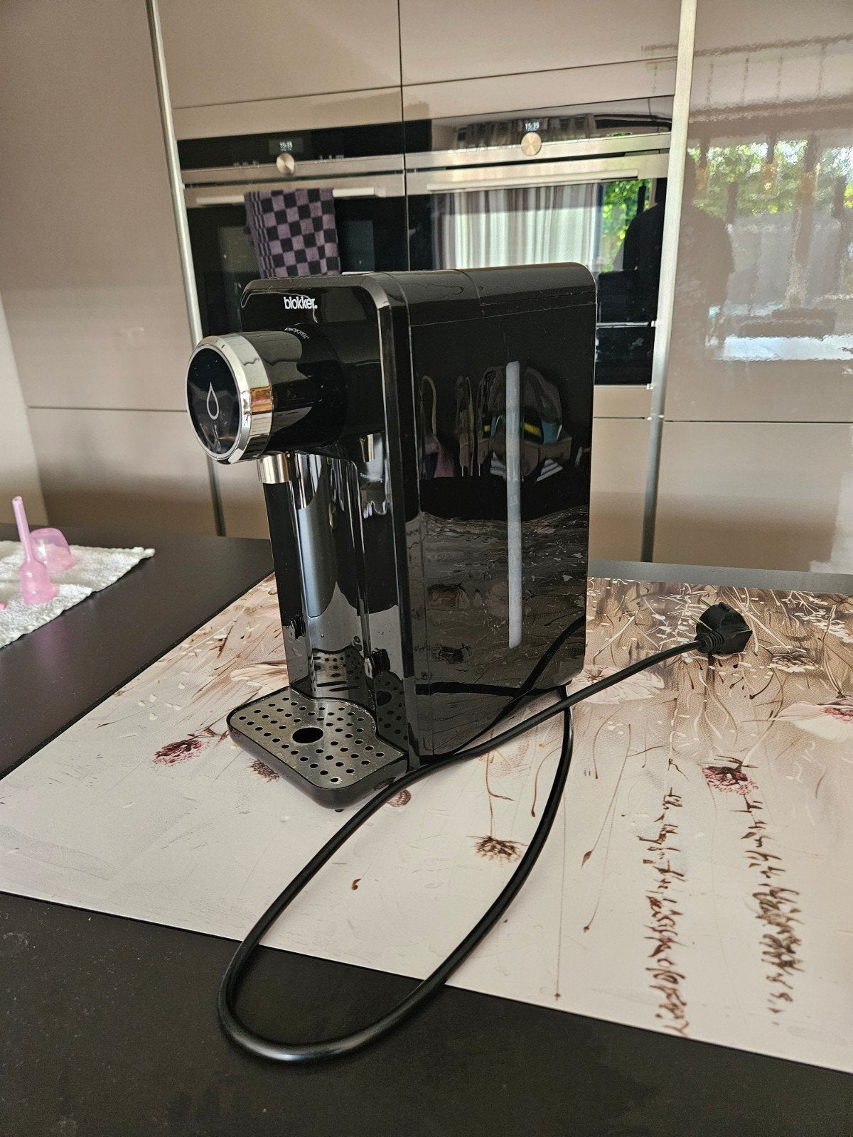Blokker heetwaterdispenser - Zo goed als nieuw, 1 tot 2 liter, Ophalen of Verzenden, Zo goed als nieuw