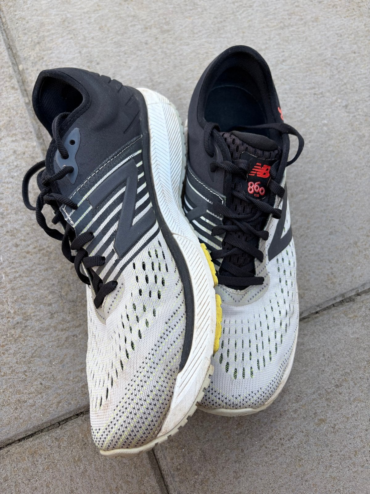 New Balance 860 hardloopschoenen - Maat 44.5, Ophalen, Gedragen, Zwart, Sneakers of Gympen