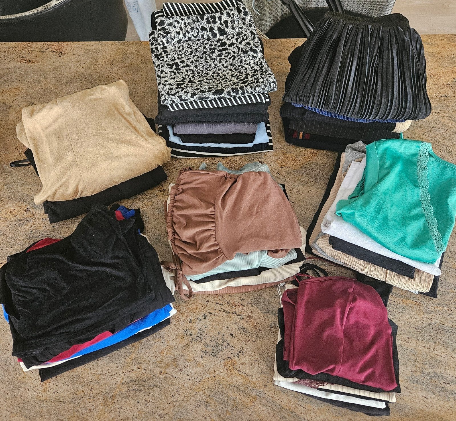 Kleding bundel/collectie (42x), maat S/M, nieuw + gedragen, Ophalen, Gedragen, Maat 36 (S)