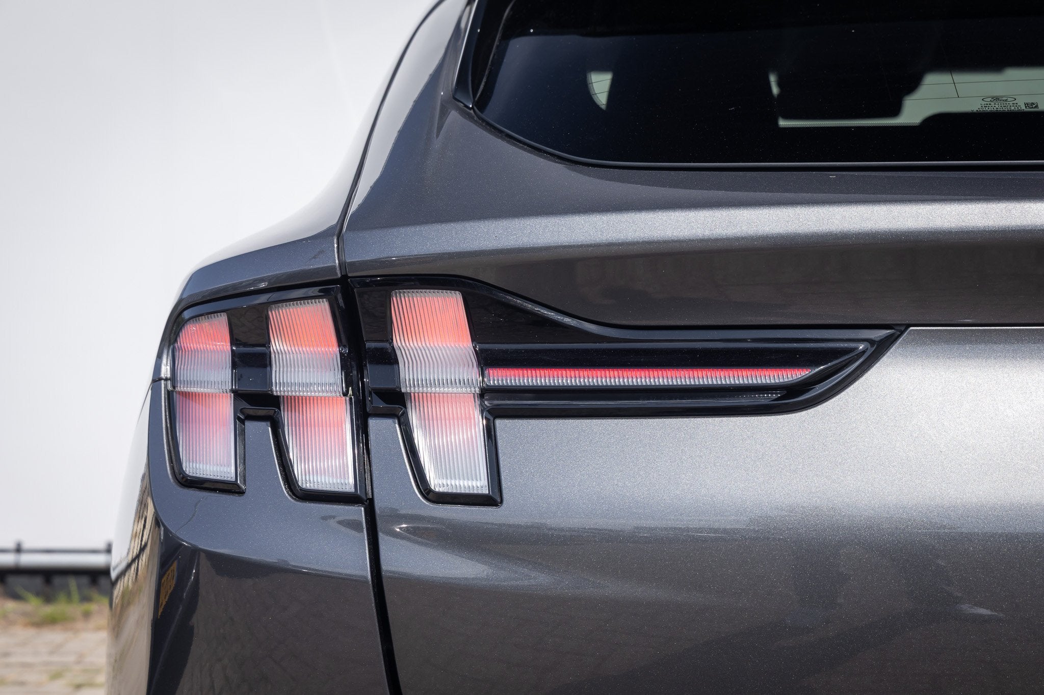 Foto 39 van Ford Mustang MACH-E Extended RWD 98 kWh soh95% panoramadak |
