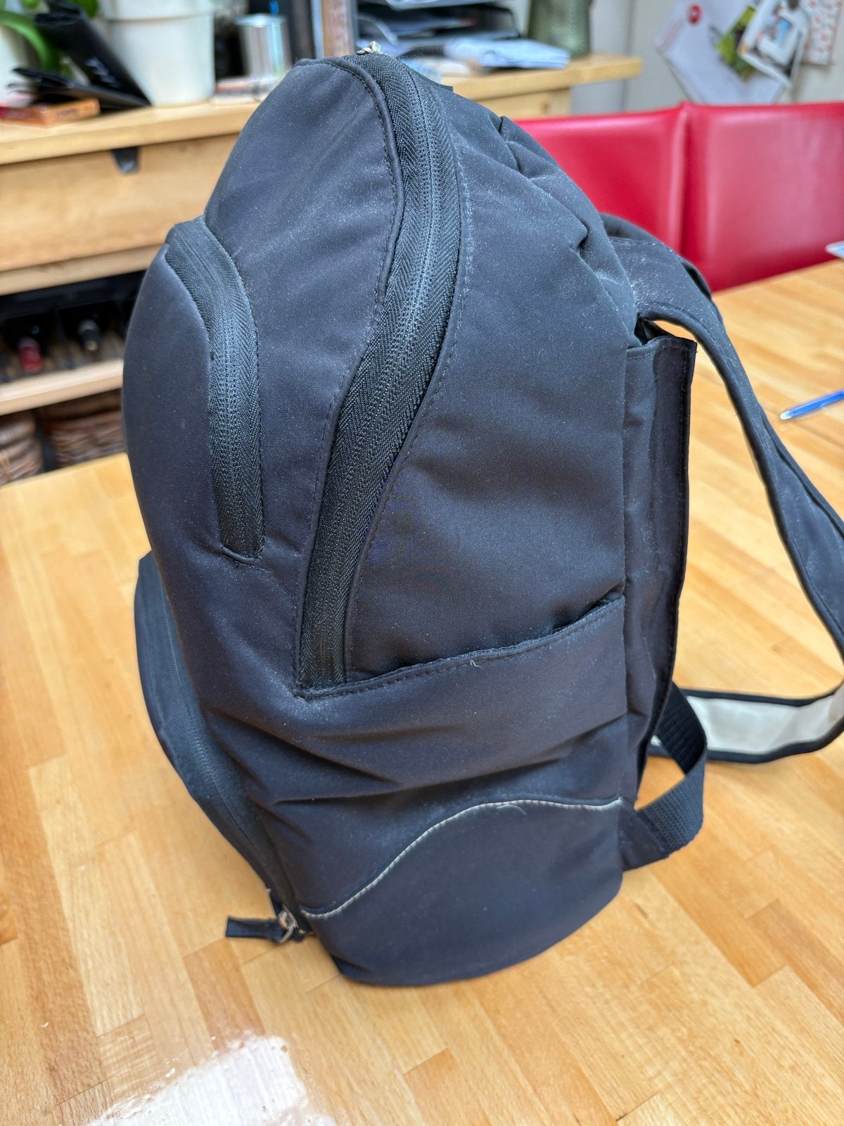 Medela dubbele elektrische borstkolf met accessoires, Ophalen of Verzenden, Gebruikt