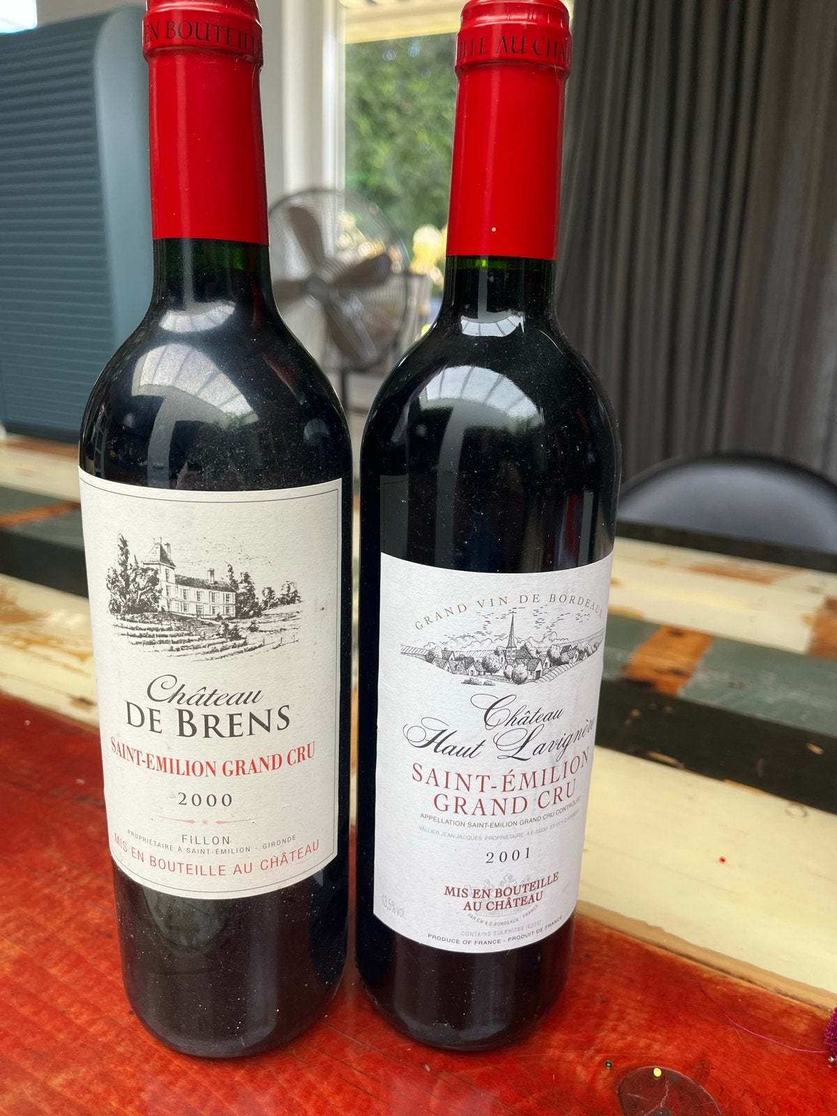 2 saint emilion grand cru Brens 2000 & Larigaudière 2001, Verzamelen, Ophalen of Verzenden, Zo goed als nieuw, Frankrijk, Rode wijn