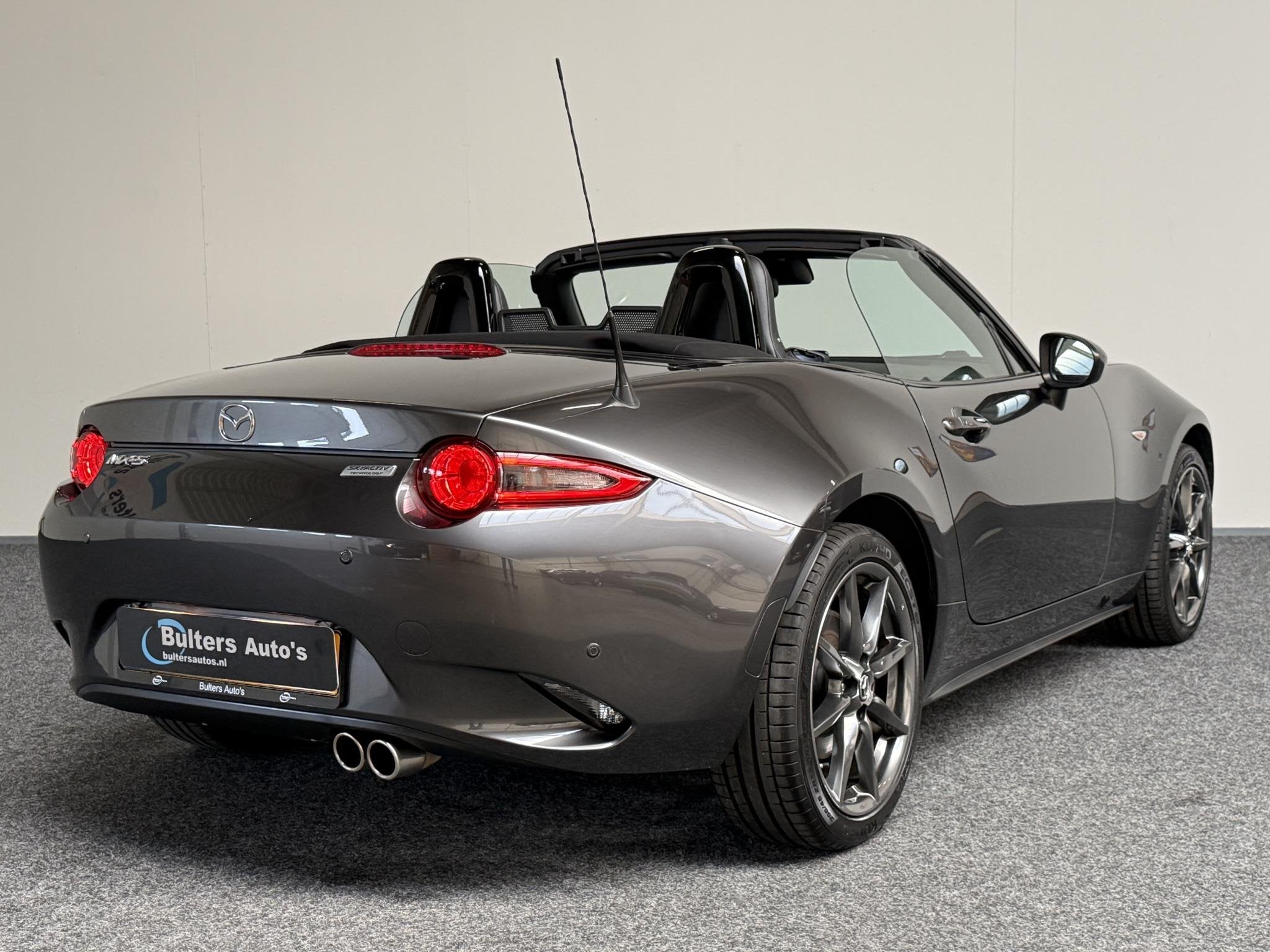 Mazda MX-5 2.0 SkyActiv-G 184 GT-M | LEDER | PDC | CARPLAY |, Achterwielaandrijving, Gebruikt, 4 cilinders, Cabriolet