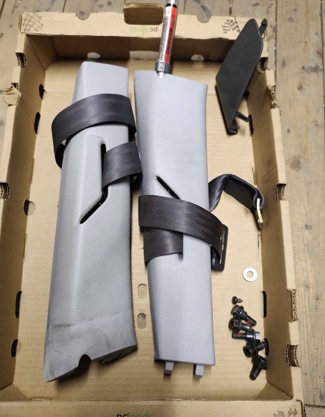 Volvo V40 S40 gordels gordelspanners, Ophalen