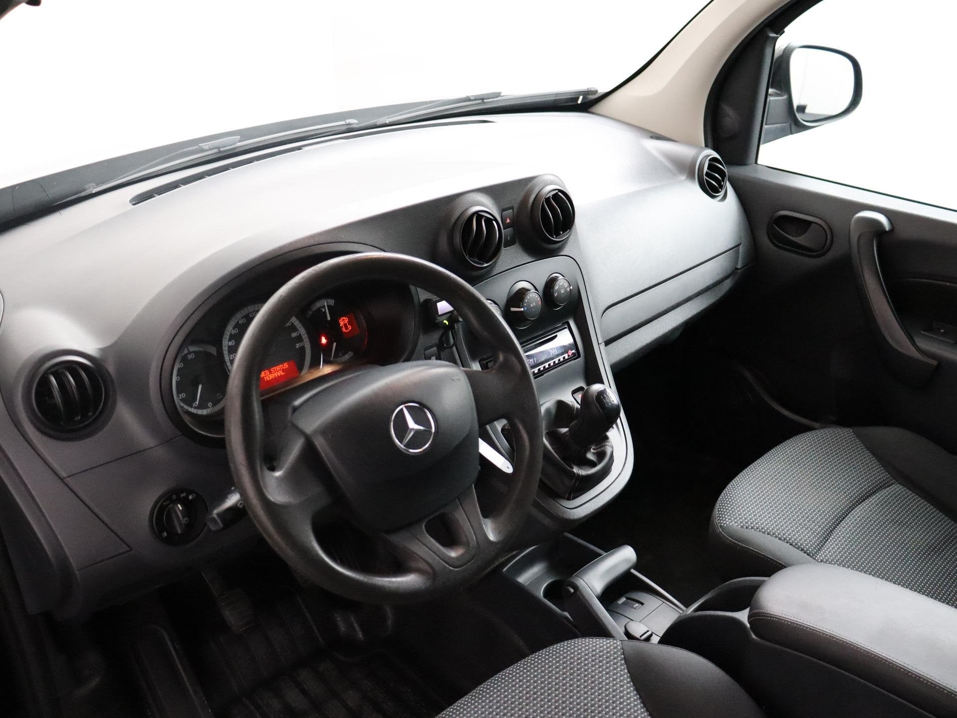Mercedes-Benz Citan 109 CDI BlueEFFICIENCY MARGE Trekhaak |, Voorwielaandrijving, Stof, Gebruikt, 4 cilinders