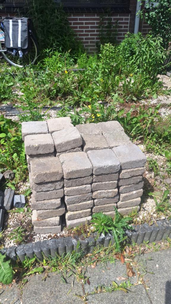 Gratis tuintegels 15x15 cm - Ideaal voor terras of pad, Tuin en Terras, Ophalen