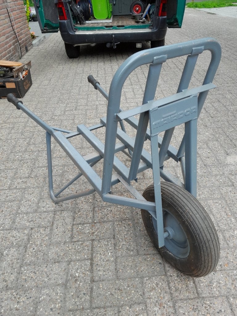 Kruiwagens voor de bouw., Ophalen, Zo goed als nieuw