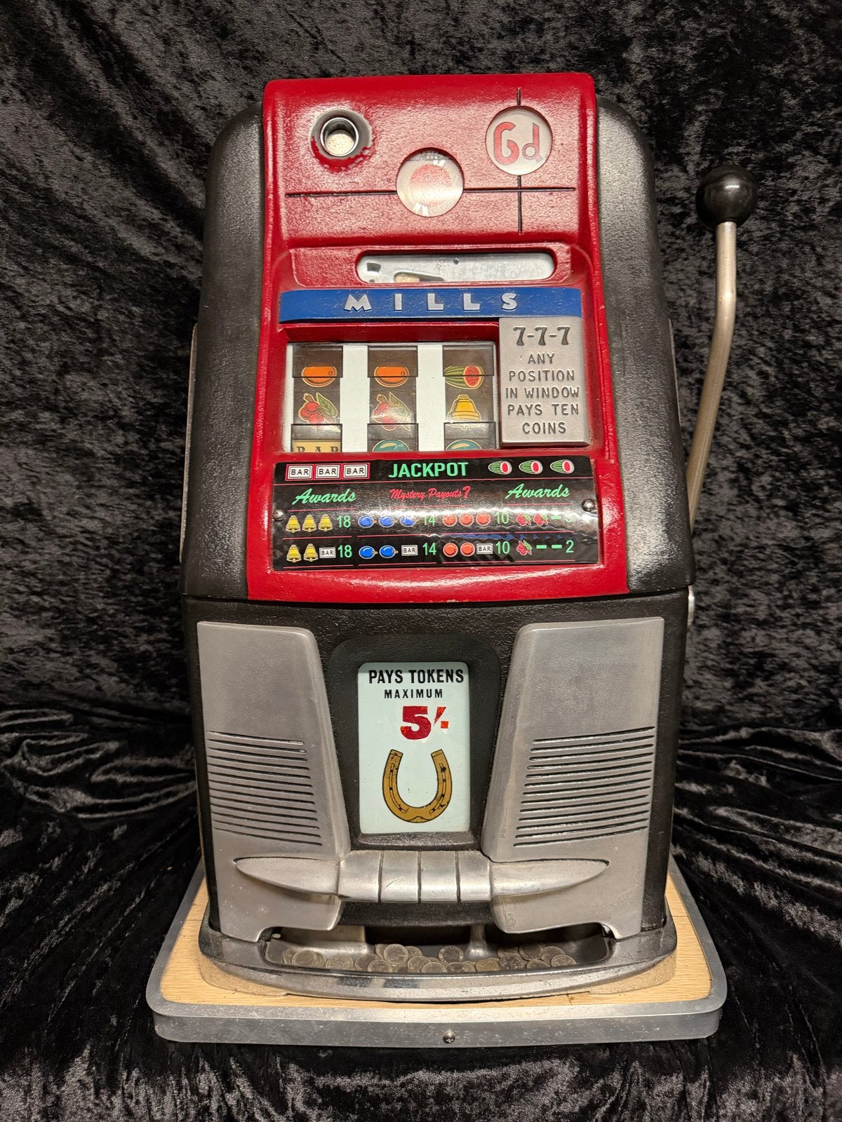 Mills High Top 777 Eenarmige Bandiet - Vintage Gokautomaat, Overige munten, Ophalen, Gebruikt, Met sleutels