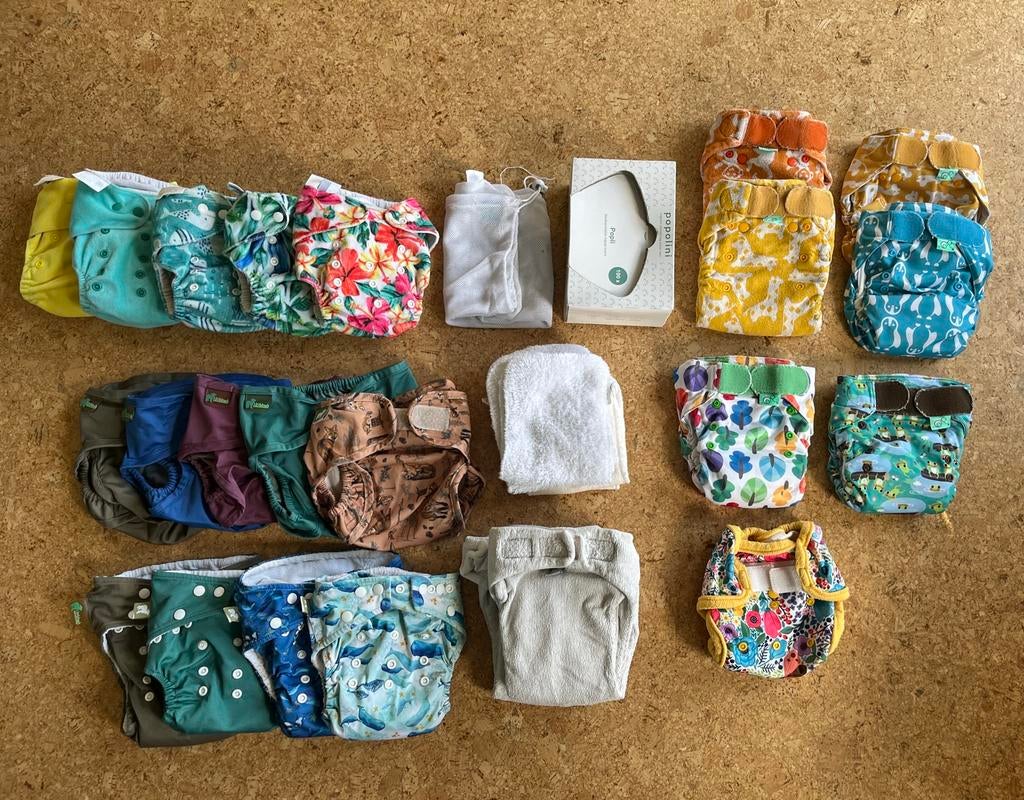 Groot paket wasbare luiers & accessoires (7-18kg), Ophalen of Verzenden, Zo goed als nieuw, One size