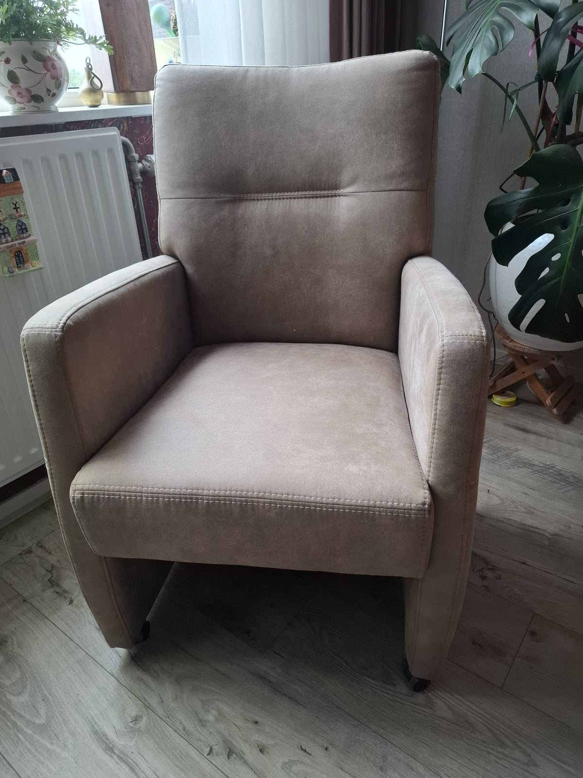 comfortabele fauteuil / bureaustoel op wielen, Ophalen, Zo goed als nieuw, 75 tot 100 cm, 50 tot 75 cm