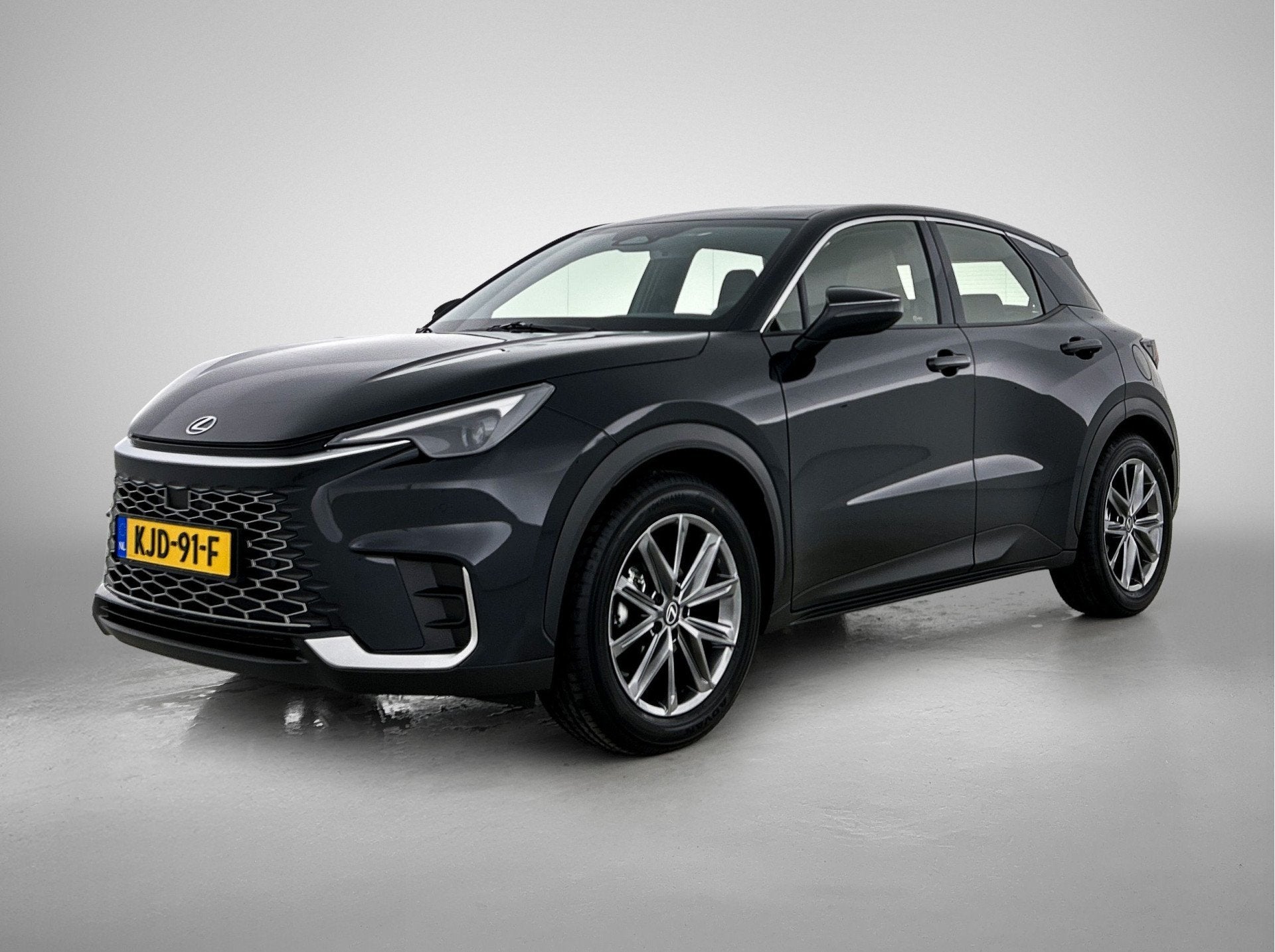 Lexus LBX Elegant 2WD | Tech Pack | Stuurwiel Verwarming | P, Auto's, 136 pk, Gebruikt, Zwart, 650 kg