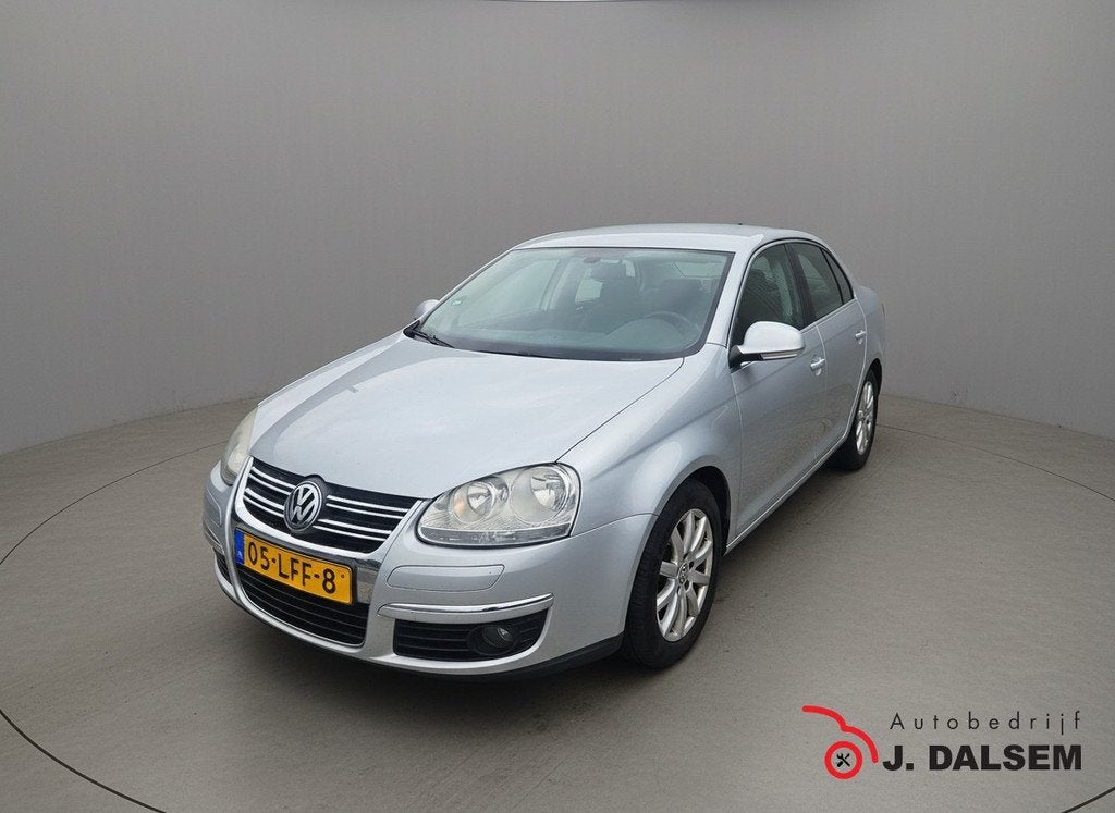 Volkswagen Jetta 1.4 TSI Comfortline (bj 2011, automaat), 1304 kg, Gebruikt, 4 cilinders, 122 pk