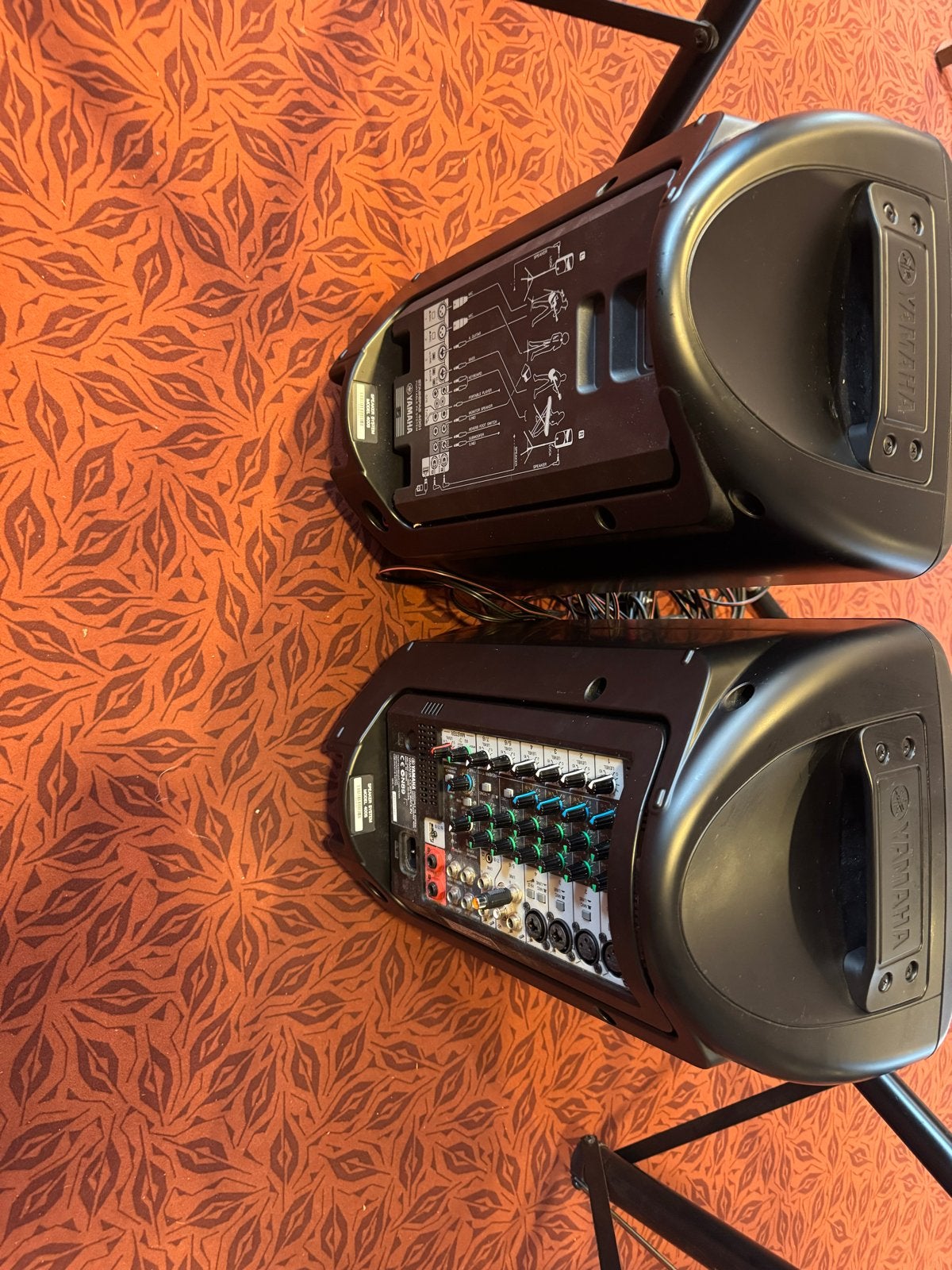 Yamaha Stagepas 400BT Draagbaar PA-systeem, Ophalen, Zo goed als nieuw