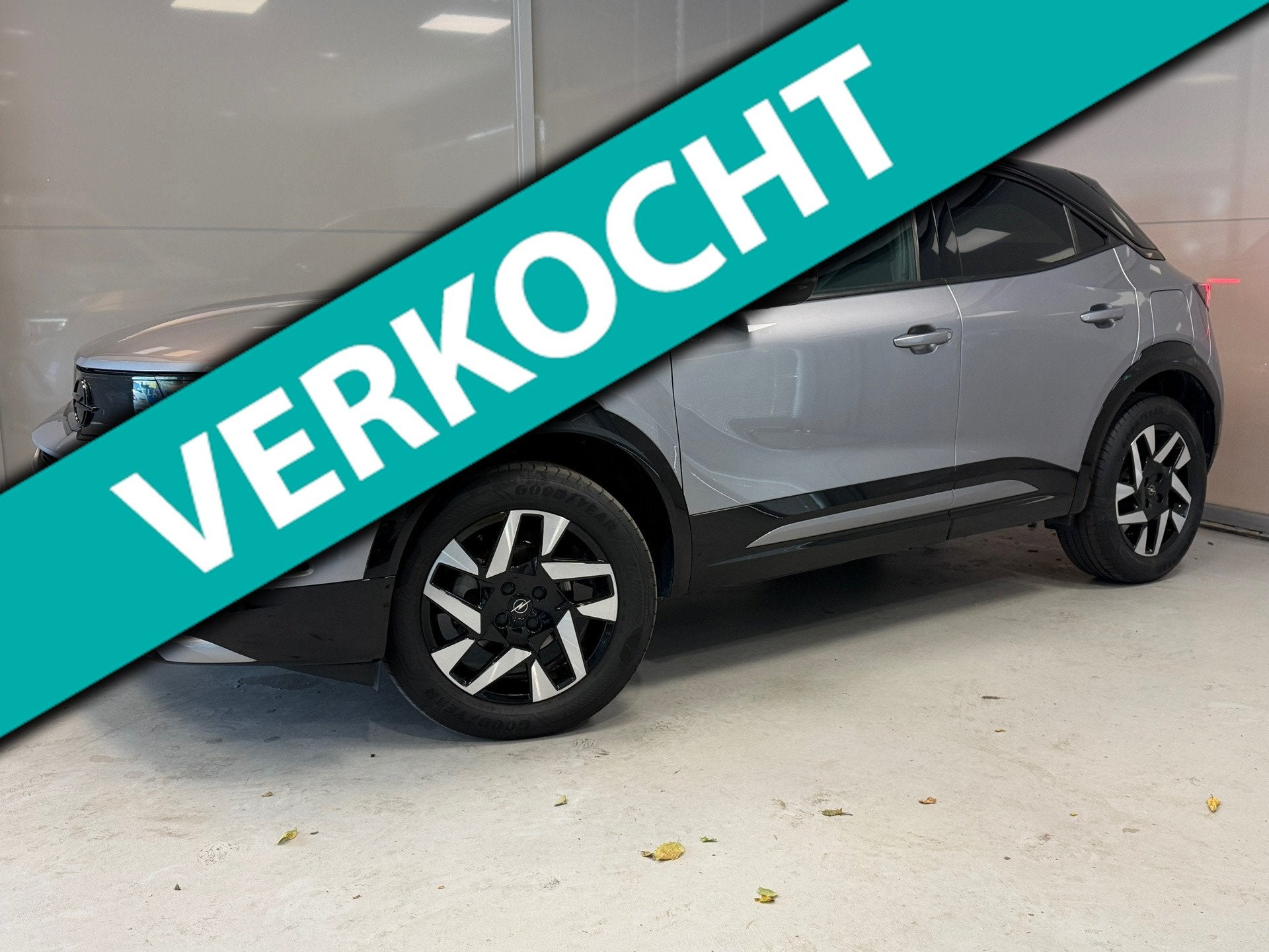 Opel MOKKA 1.2 Turbo GS Line 130 PK AUTOMAAT | CAMERA | NAVI, Auto's, Gebruikt, 1199 cc, Leder en Stof, 3 cilinders