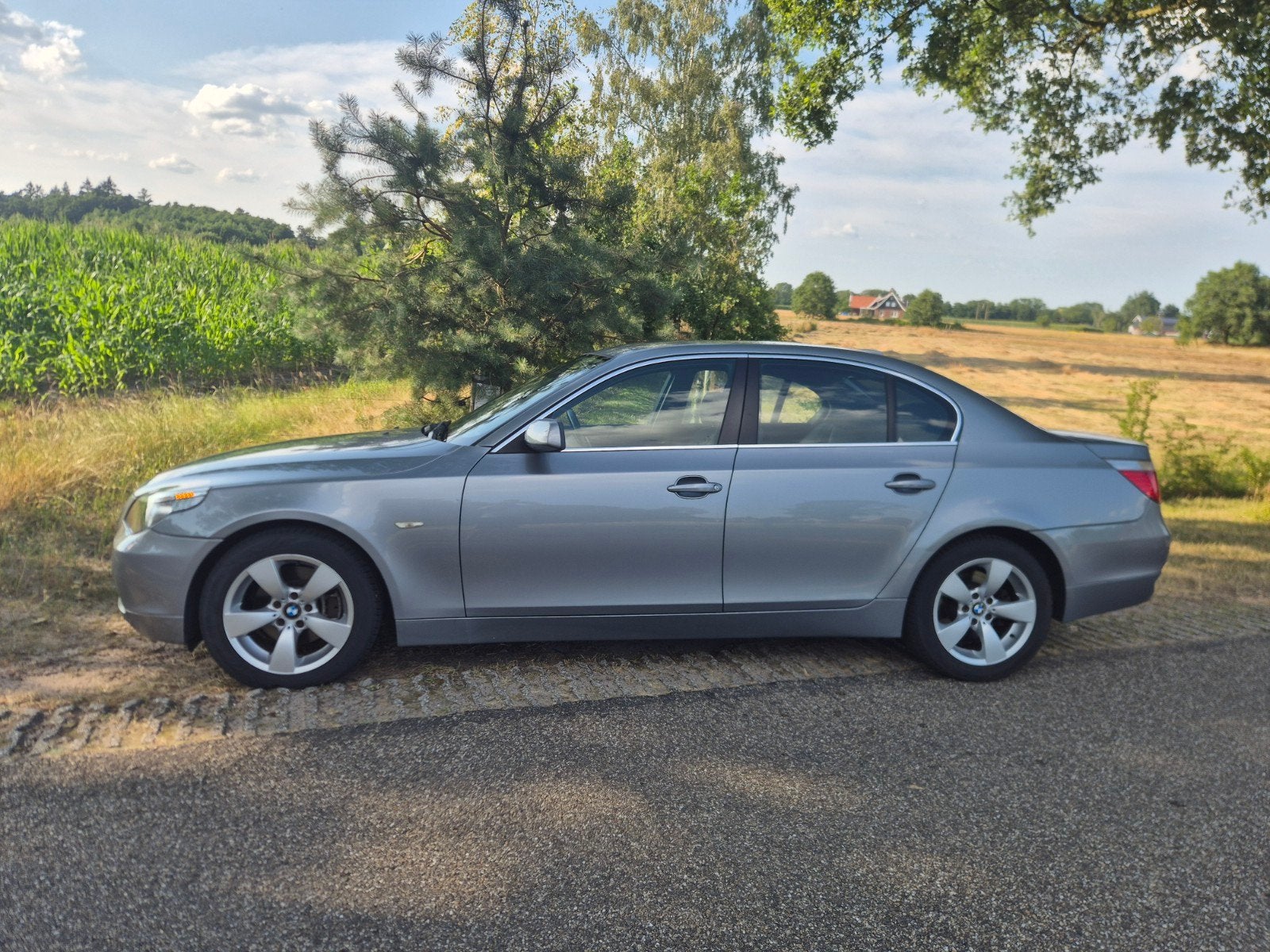 BMW 5-Serie 2.5 I 525 AUT 2005 Grijs, Auto's, Automaat, Achterwielaandrijving, 2497 cc, 2000 kg