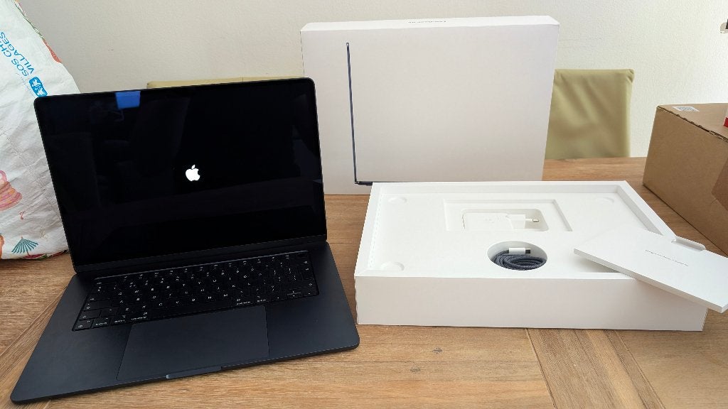 Macbook Air M3 (Zo goed als nieuw), Ophalen, 256 GB, 2 tot 3 Ghz, Zo goed als nieuw