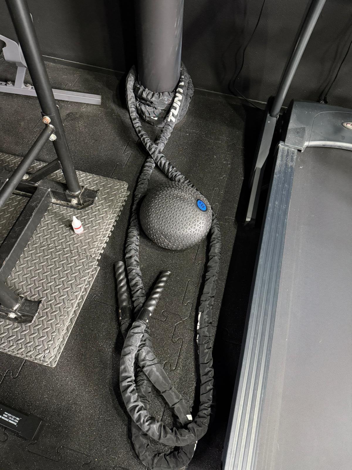 Tunturi Battle Rope + 20KG fitnessbal, Sport en Fitness, Ophalen, Zo goed als nieuw, Fitnessbal